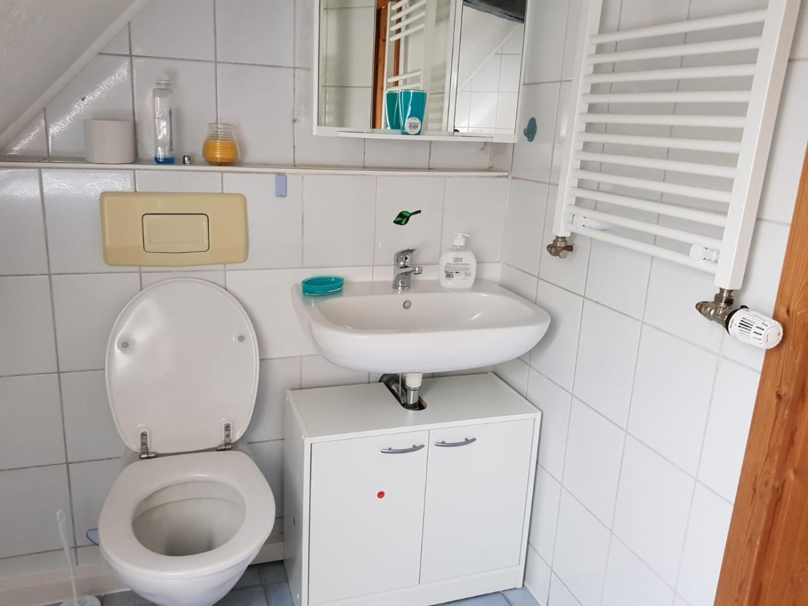 Lmi Haus & Urlaub Monteurwohnungen 2 Münsingen Habitación foto
